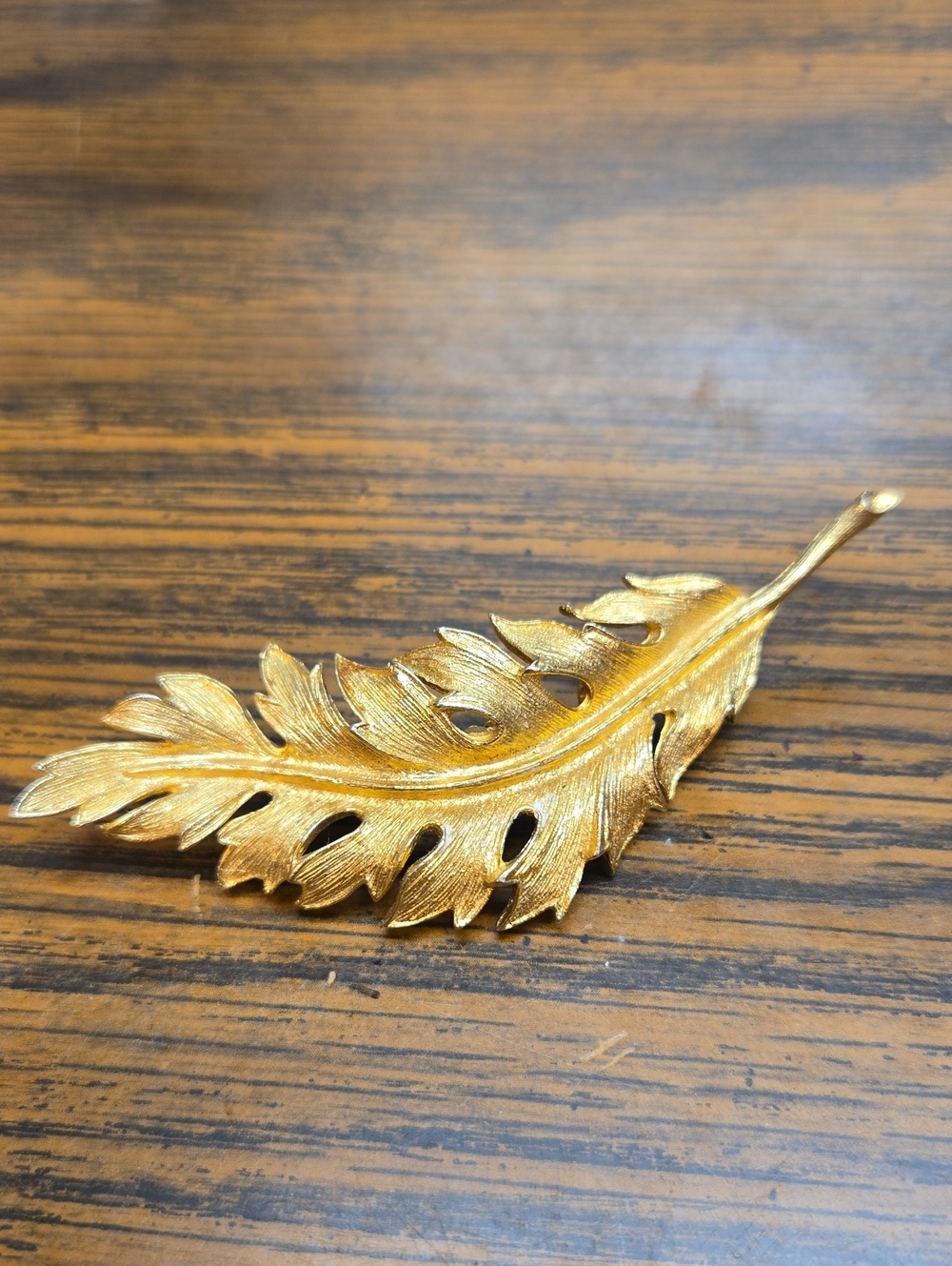Coro Gold Leaf Brooch